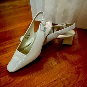 EXCELLENT CONDITION!! White leather sling back with 2 inch square heel.